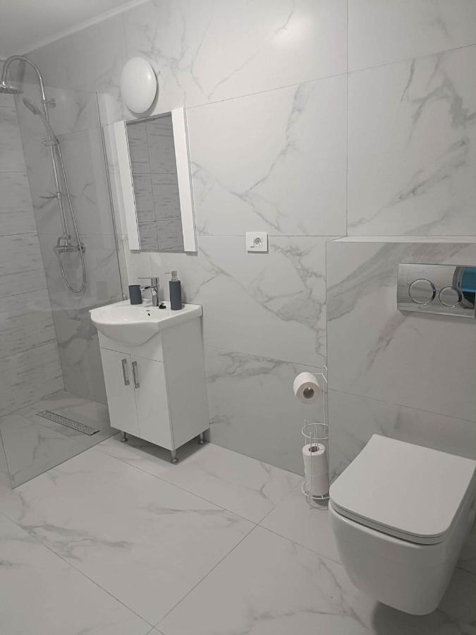 Casa Venus Hotel Sînmartin Екстериор снимка